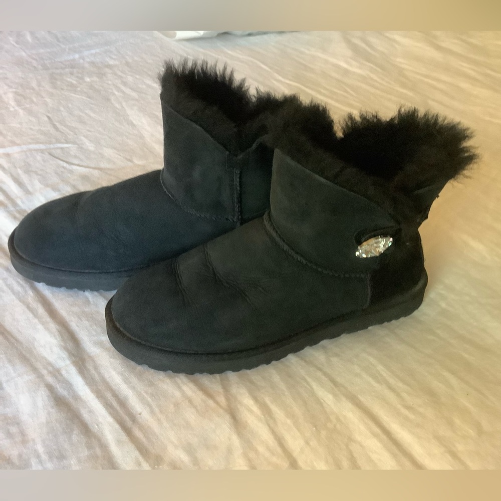 UGG short boots